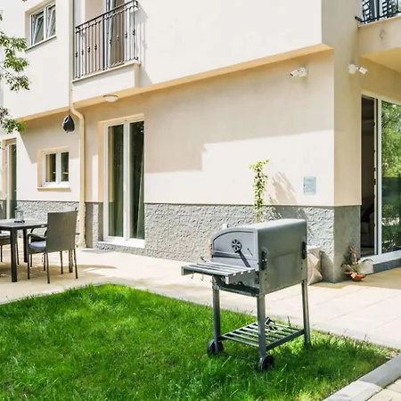 Holiday home Garden Fichoza 1 - 80 M From The *